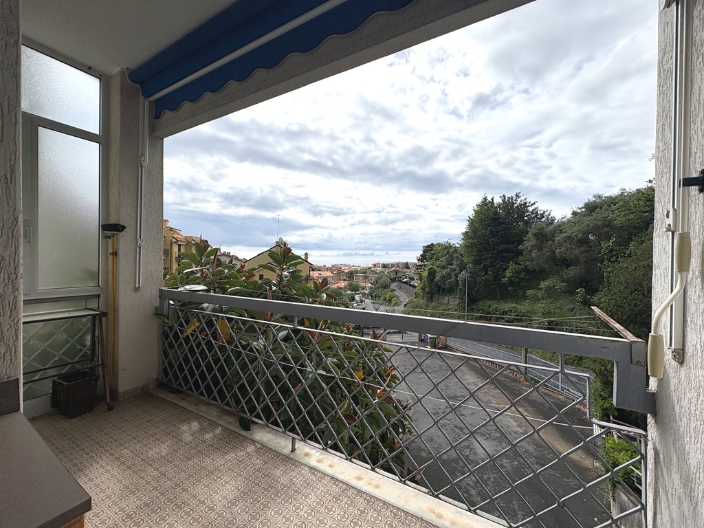 Bilocale vista mare a Ceriale