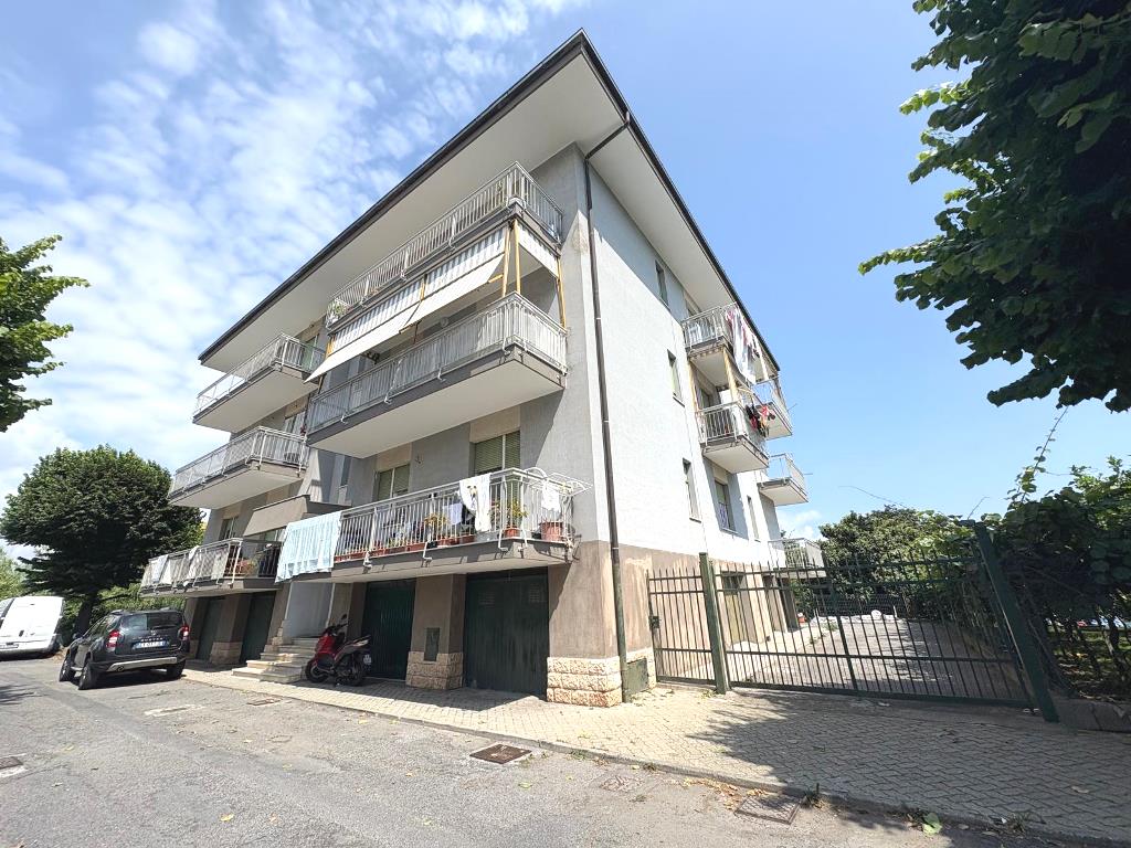 Bilocale zona tranquilla a Borghetto S.S.